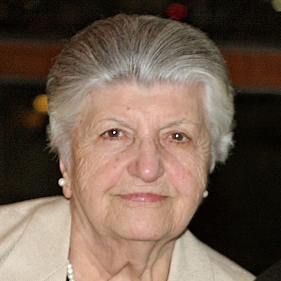Helen  Garvis (nee Sitas)